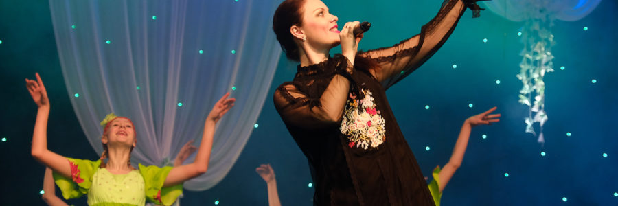 Солистка Дирекции Марина Шаронова приглашает астраханцев на свой сольный концерт