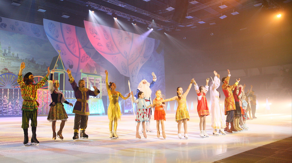 Илья Авербух согреет сердца зрителей в Астрахани сказкой «Морозко».